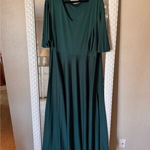 Bridesmaids/Elegant Dark Green V-Neck Plus Women’s Dress